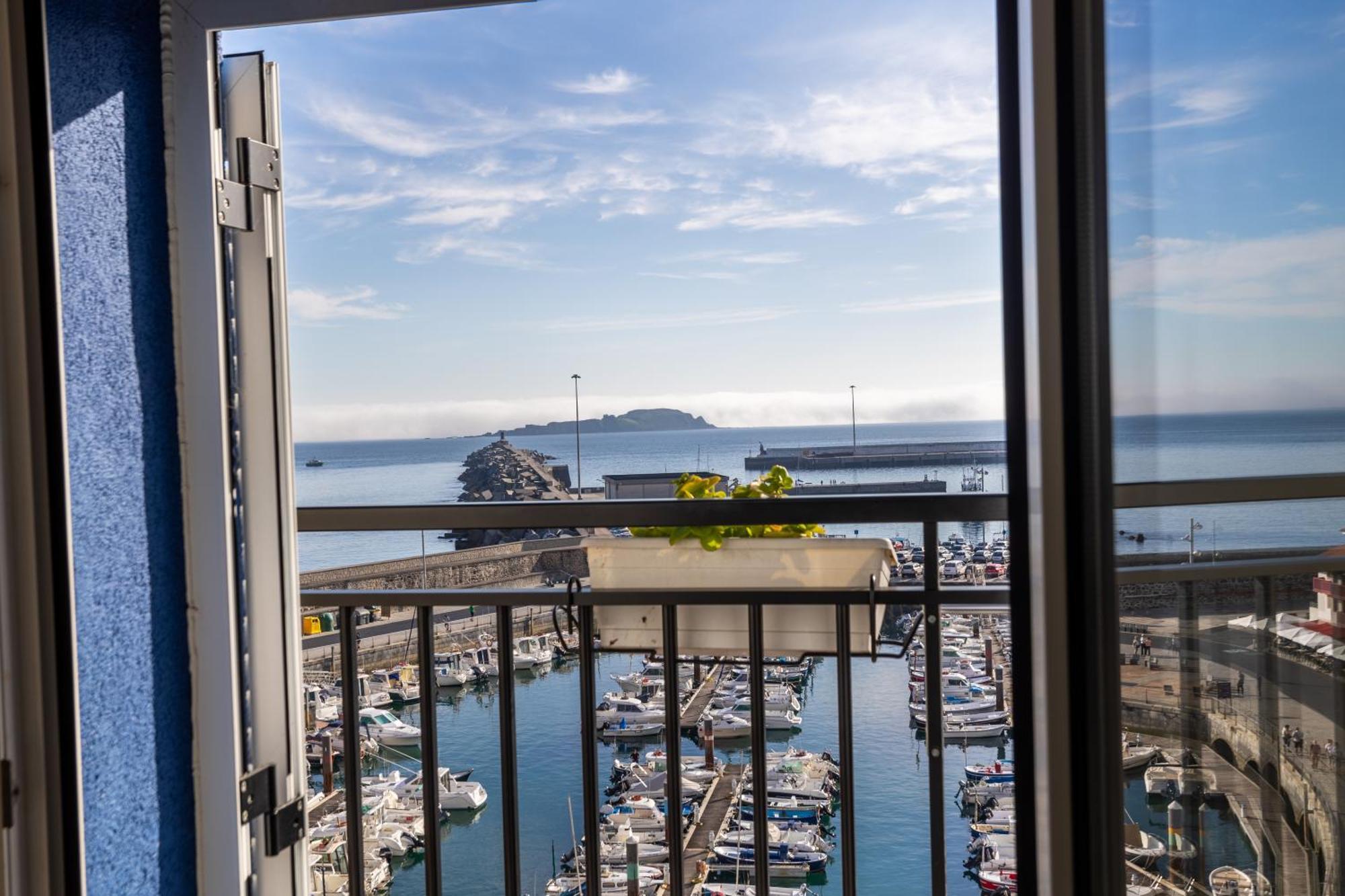 Apartamento Torrontero con vistas al mar Bermeo Exterior foto